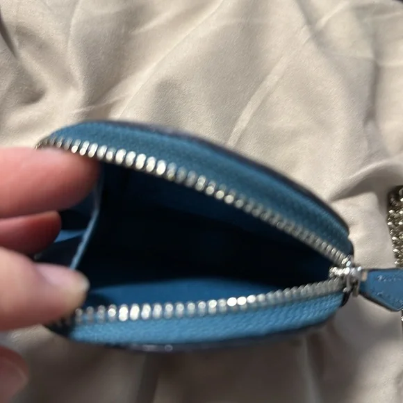 Coach PAC Man Exclusive Handbag / Crossbody with Pac-Man coin accessory pouch - Picture 12 of 13